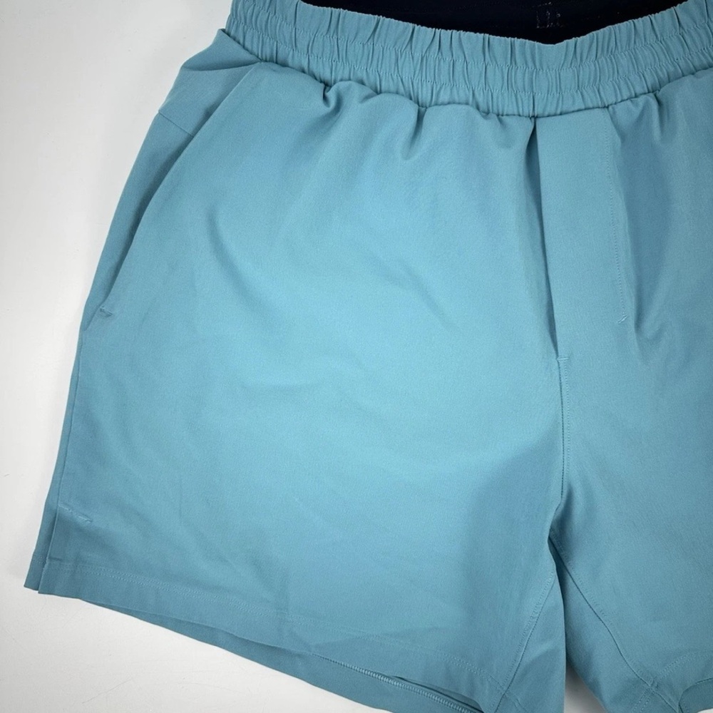 Lululemon Channel Cross Short  5" Swim Trunks Men’s Sz L Drawstring Sky Blue - Picture 3 of 10